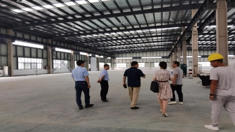 高新區(qū)管委會(huì)劉亞東主任調(diào)研我司承建的通晟汽車、全智機(jī)械項(xiàng)目